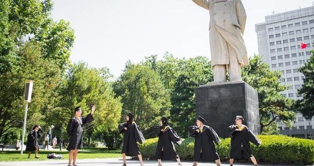 同学聚会怪现象：三类同学总是随叫随到，而另外三类神仙都请不来