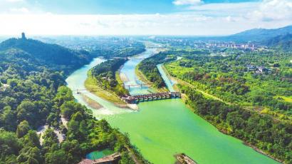 都江堰水利工程。 四川日报全媒体记者 卢春阳 摄