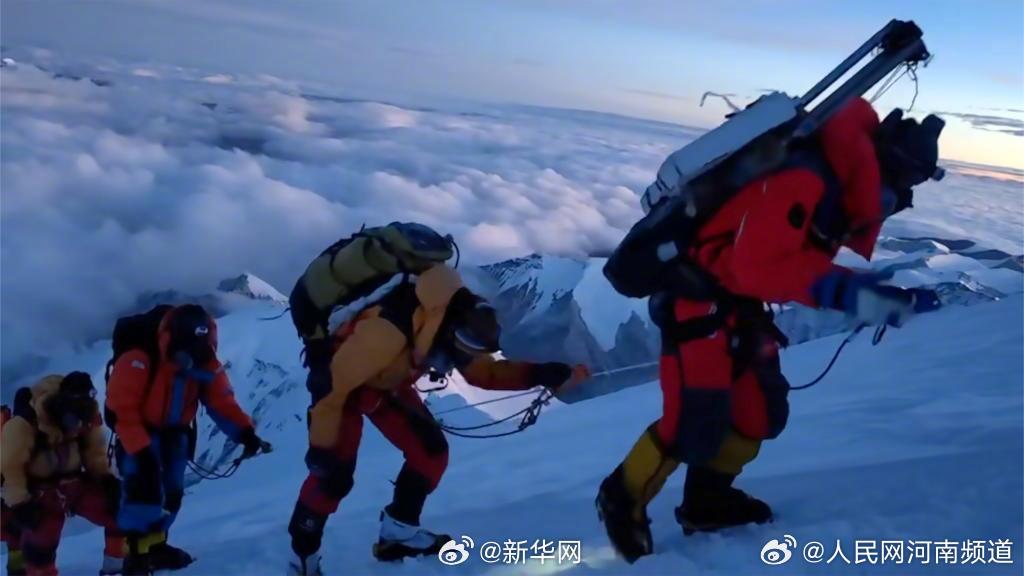 史上第二次，中俄“卫星”可能相撞，位置：南极上空？...