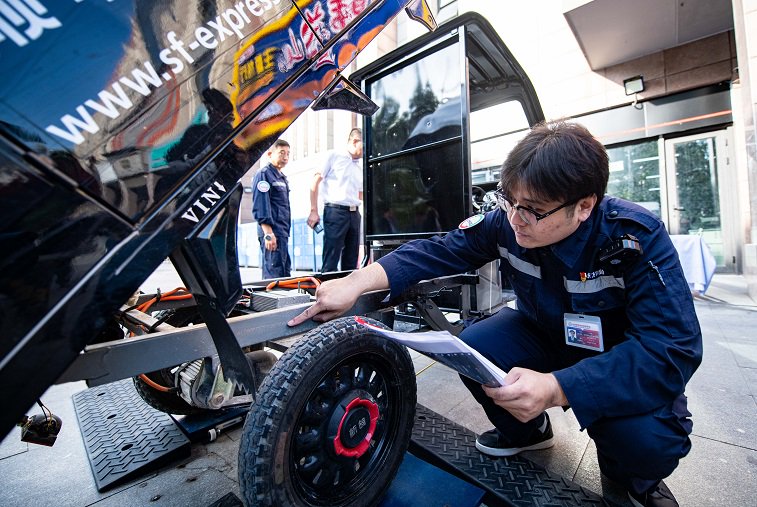 8万辆电动三轮车须换新,检测场“上门查验”10分钟完成一辆
