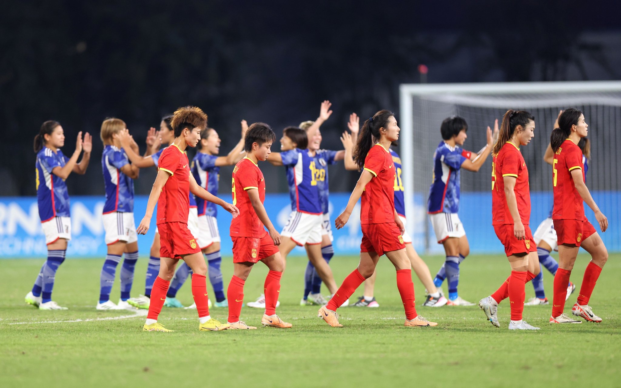 無緣亞運會決賽後，中國女足眼下最重要的任務是贏下銅牌戰。 新京報記者 王貴彬 攝