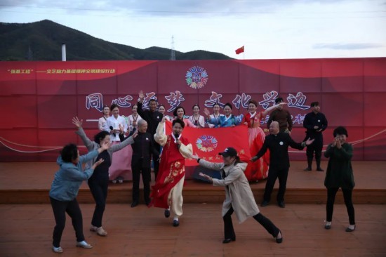 白山附近100米内的人怎么约及白山市旅游线路推荐