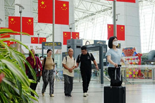 假期里的廣州白雲國際機場。受訪者供圖