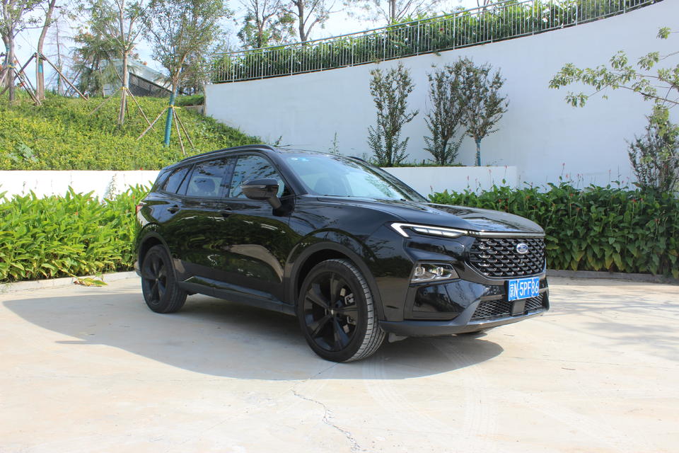 家用SUV的超值之选——福特领睿2023款试驾体验|领睿|福特|SUV_新浪新闻