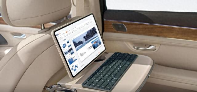 24.98万起 问界新M7爆单 跟理想L7相比 你会选谁?