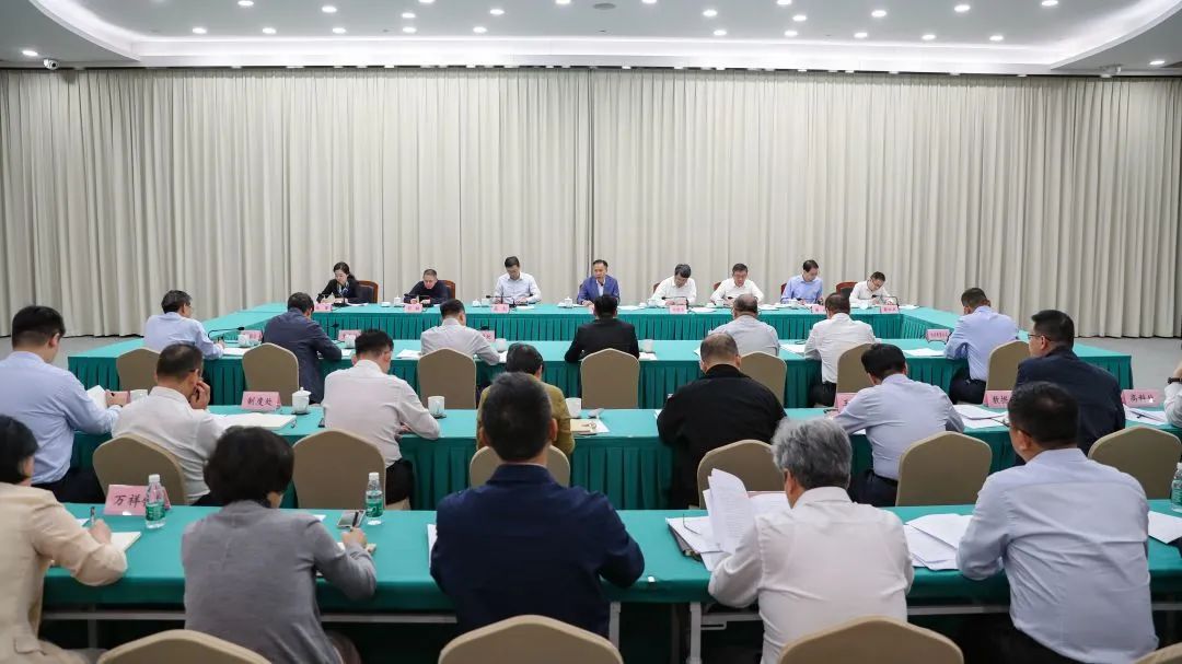 临港新片区管委会主任陈金山：突出新业态新模式 更高水平建设特殊经济功能区