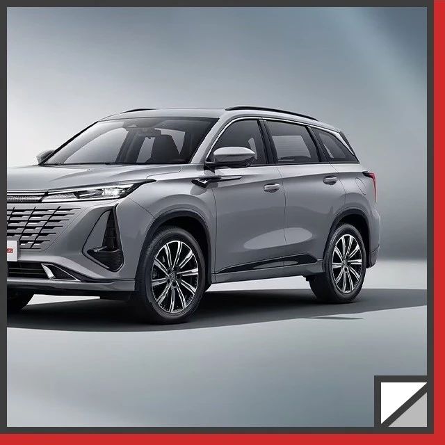 全系8AT，轴距超2米7，悬架软硬可调，透明底盘，15万可买！