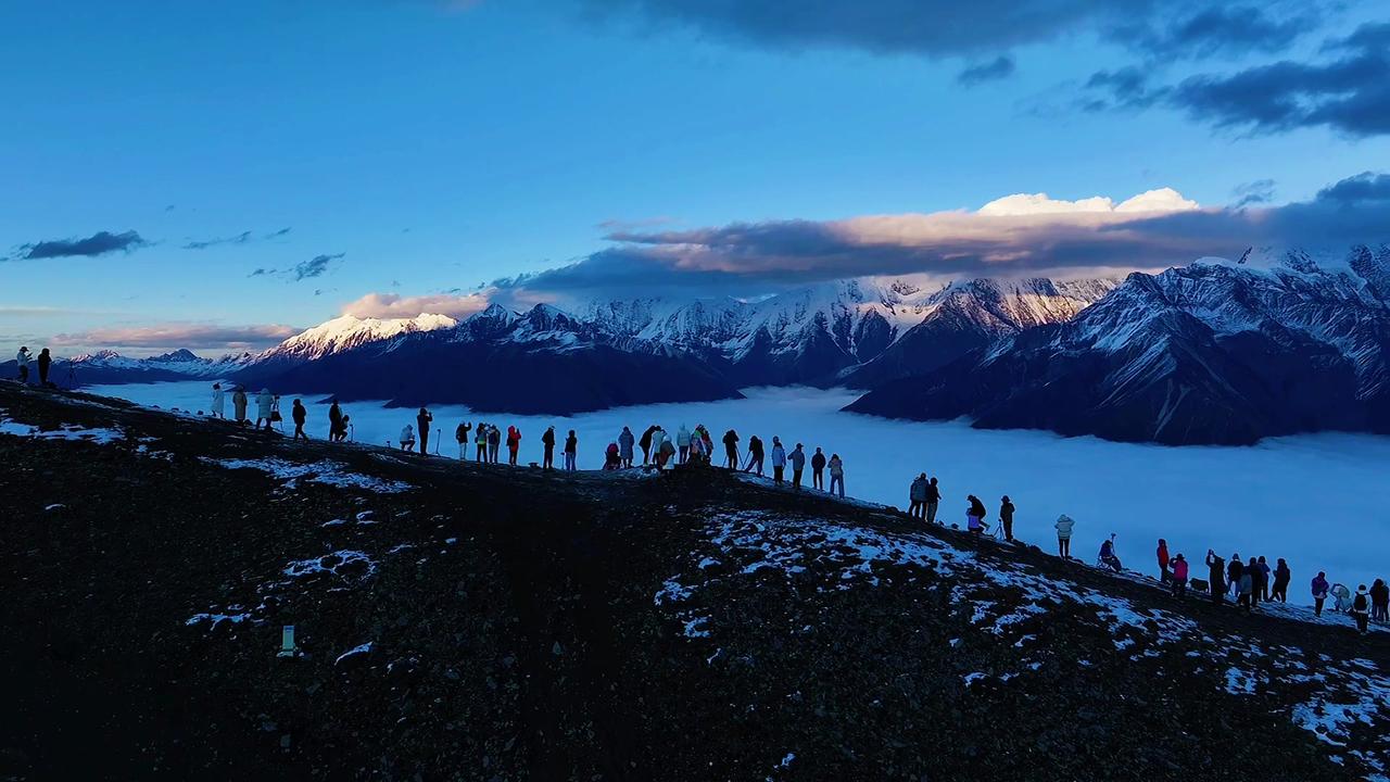 川西美景 贡嘎雪山 保持热爱奔赴山海