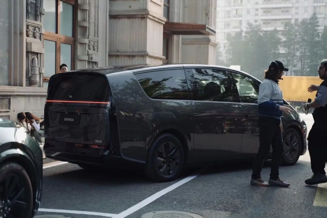 争做纯电MPV，车企涌入没人赢过的市场｜PowerOn产品
