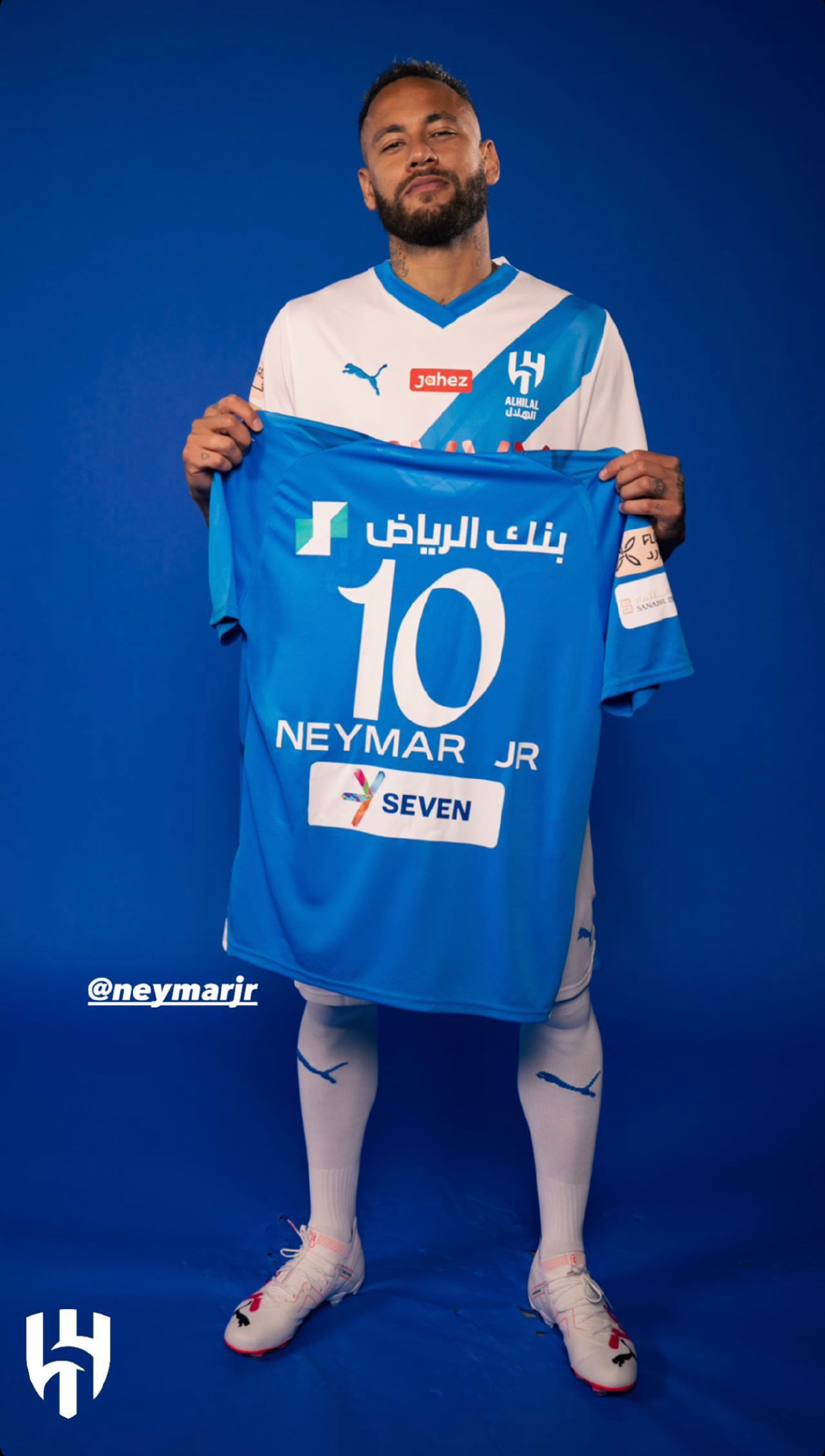 內馬爾也來到了沙特聯賽效力。