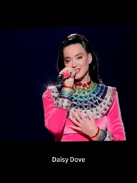 水果姐Katy Perry赌城驻唱演出PLAY今日正式落下帷幕！