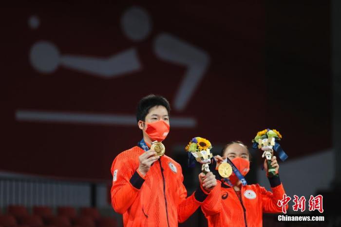日本組合水穀隼/伊藤美誠獲得東京奧運會混雙金牌。