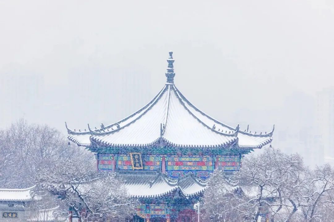 11月26日,吉林省吉林市,北山风景区冬季雪景。
