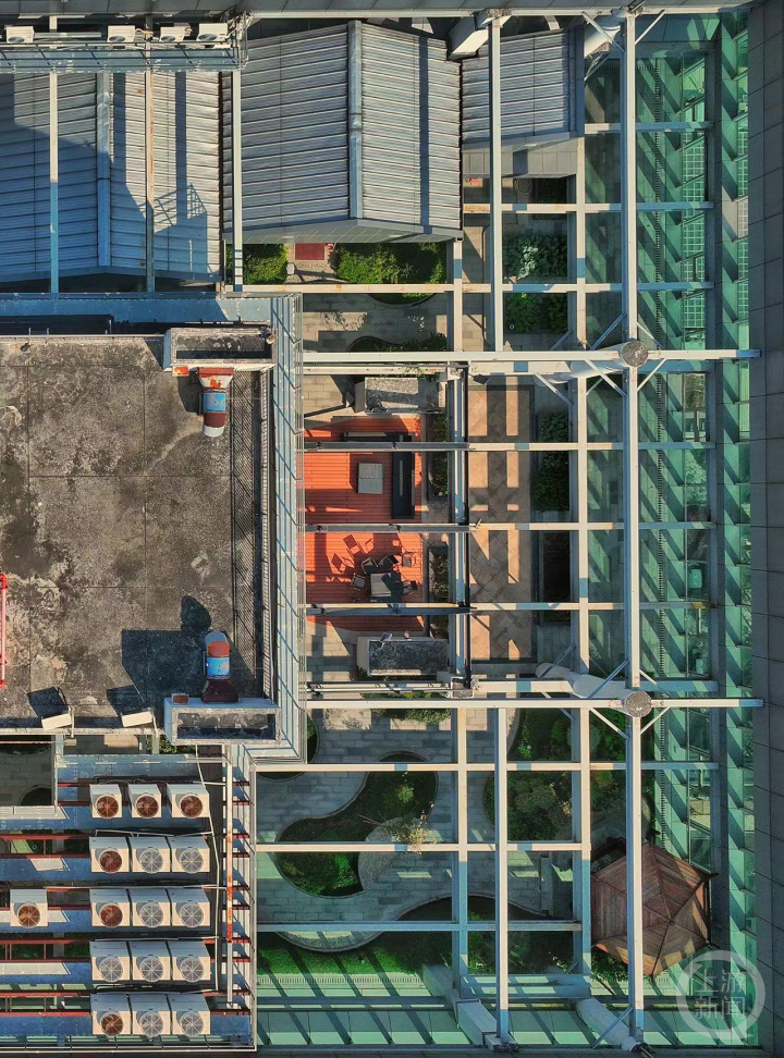 航拍该写字楼局部。摄影/上游新闻记者 沈度