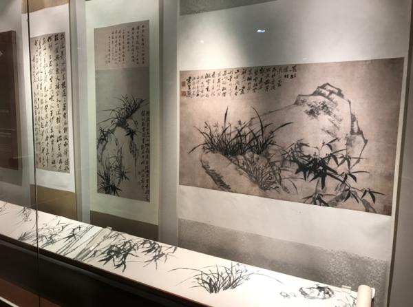 江蘇興化市博物館展出過的鄭板橋書畫作品