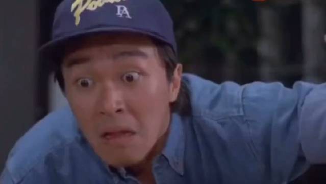 coldplay满场都是彩色纸片的演唱会