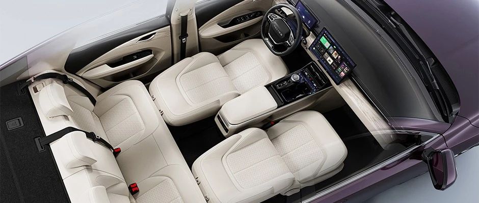 仅需8.88万！插电式混动中型车！百公里不到4个油！爆款预定？！