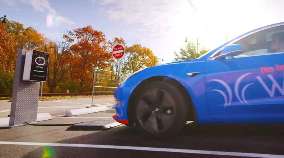 特斯拉官宣 正在开发无线充电 这下比油车还方便