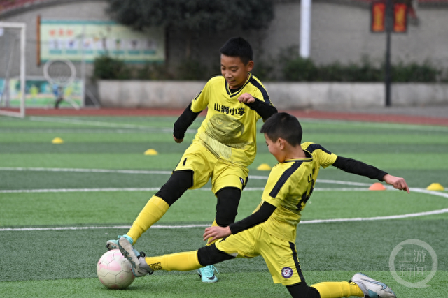 小学生练足球应该从哪练起,小学生练什么字体比较好