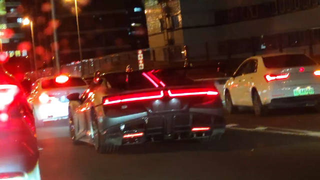 仰望U9这辨识度真的挺高的