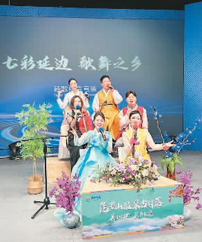 延边市歌舞团演员正在直播。记者 徐嘉伟摄