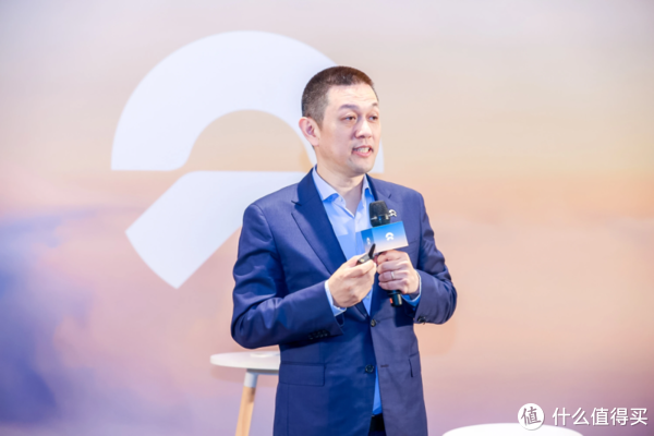 李斌站了两小时，蔚来市值涨70亿