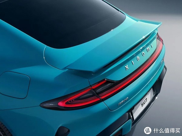 花了100亿研发的小米汽车来了。网友评论快让人笑岔气。