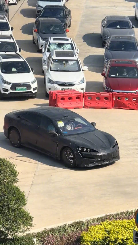 仰望U6原地掉头？