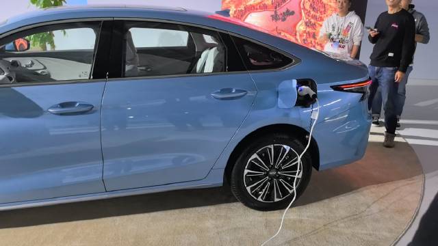 现在发布会都已经这么卷了吗?