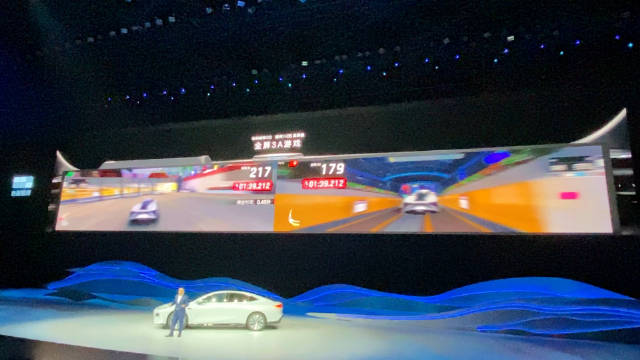 吉利银河E8车上有迄今为止最大的屏……