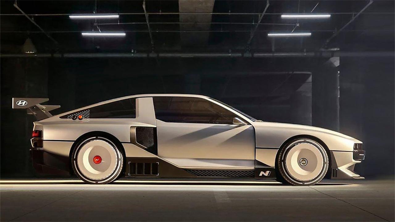 复古与现代的融合，氢燃料和电池混合动力的概念车，续航600公里