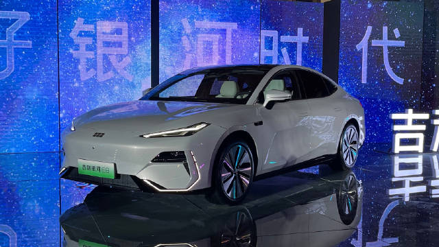 吉利银河E8起售价17.58万 汉EV应该是压力山大了