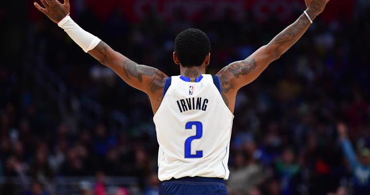 从欧文的华丽运球到库里的无解三分细数两大后卫的技术差异