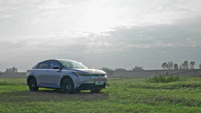 座驾的意义就在于它既能助你在城市中披荆斩棘……