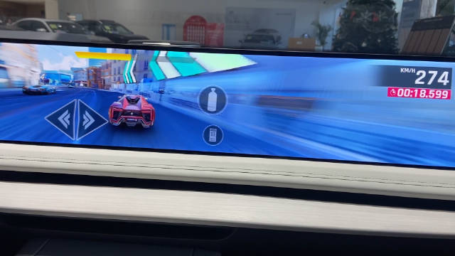 不用猜车，这条屏幕打几分