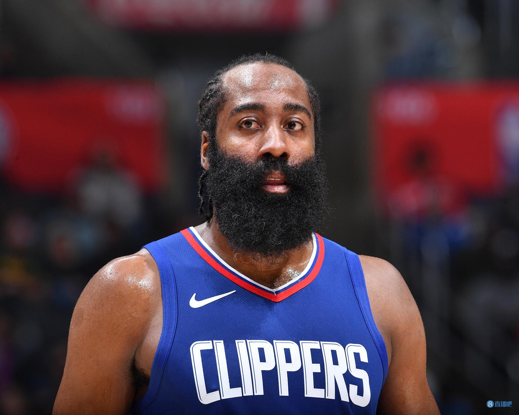 哈登领衔快船征战NBA赛程 季后赛前景与球队化学反应备受关注