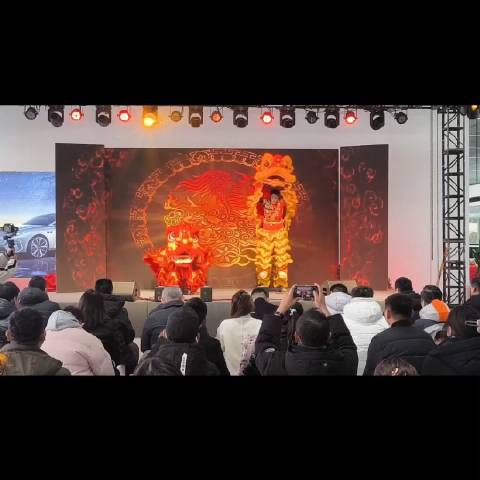 1月14日，吉利银河济南银通体验中心开业……