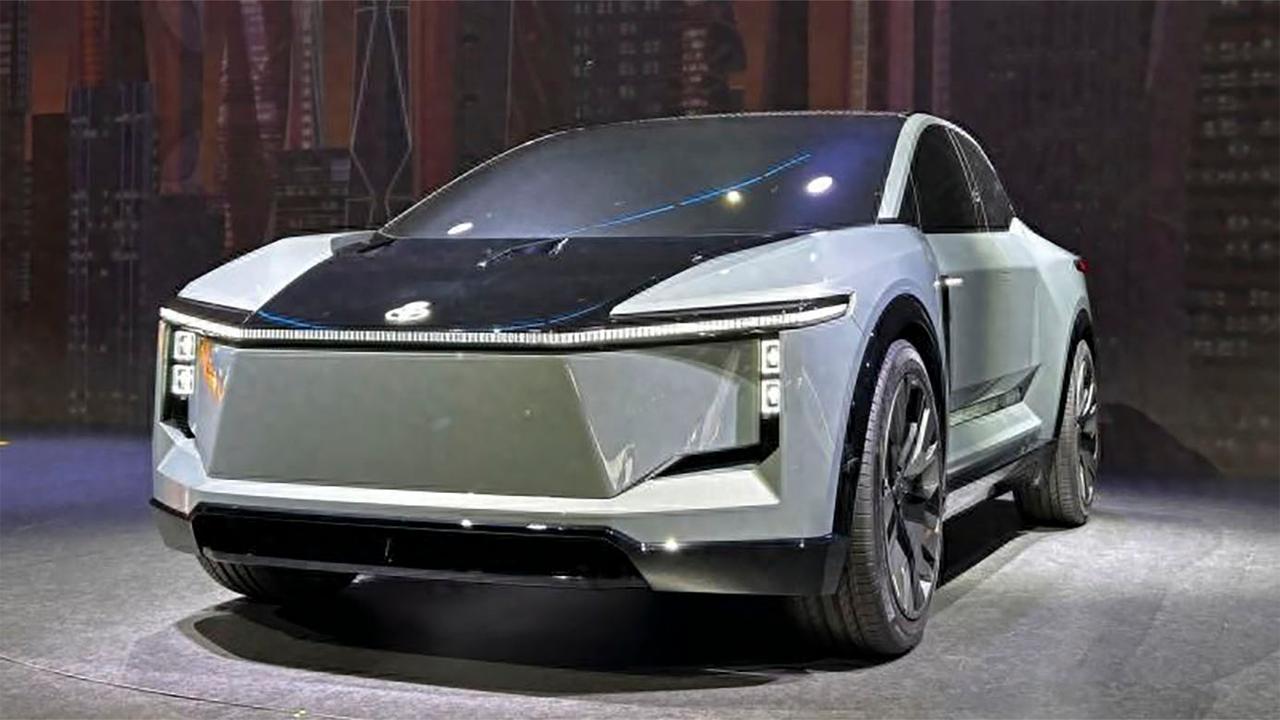 丰田亮相全新概念车，车门上方配数字显示屏，展望下一代纯电SUV