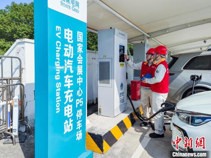 上海2023年电动汽车充电量同比增长九成
