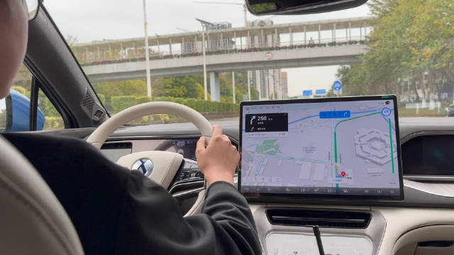 一刀未剪，比亚迪智驾会，我录了一段腾势N7的高速NOA和城区NOA