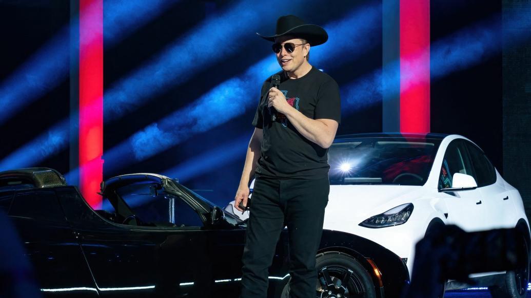 马斯克：下一代低成本新车明年量产，大家要睡在生产线上