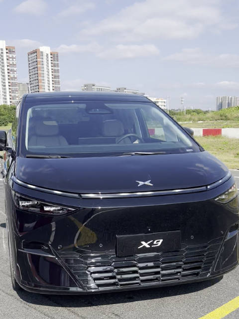 除了冰箱彩电大沙发，小鹏X9还有啥？ 纯电续航达成率有多少？