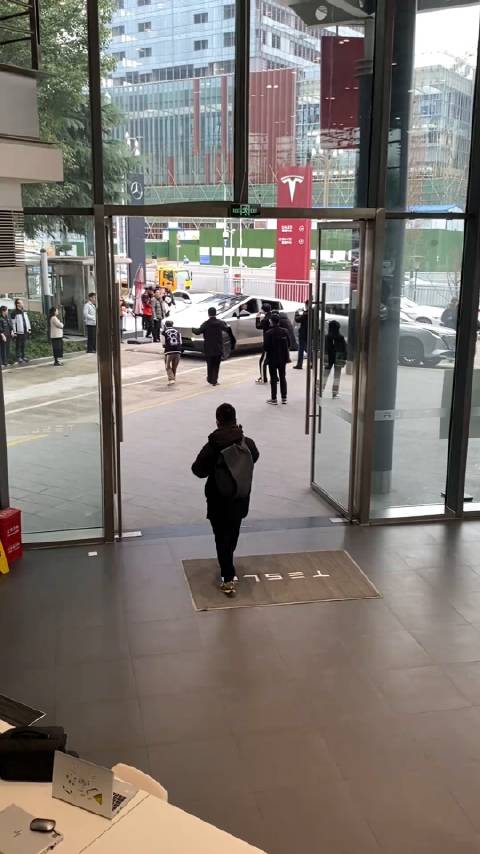 网友分享视频表示……