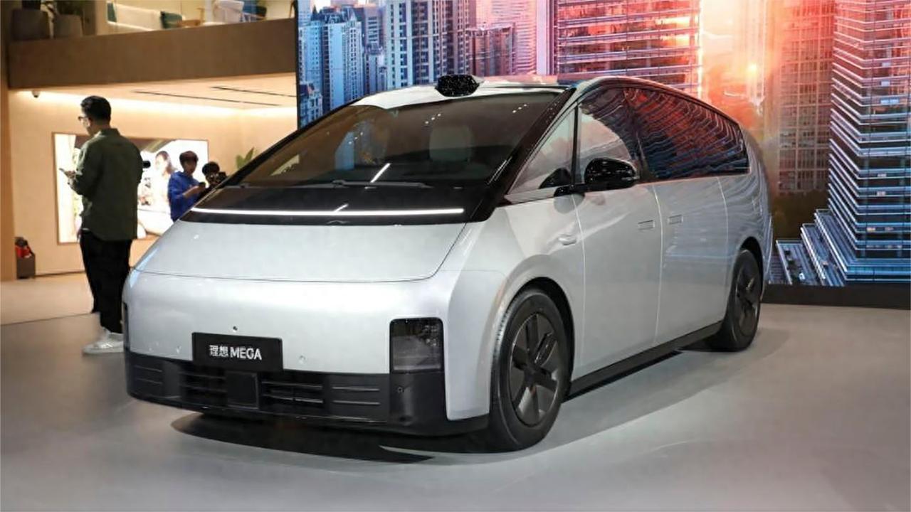 形似高铁的理想汽车，5.5秒破百，预计3月1日上市交付