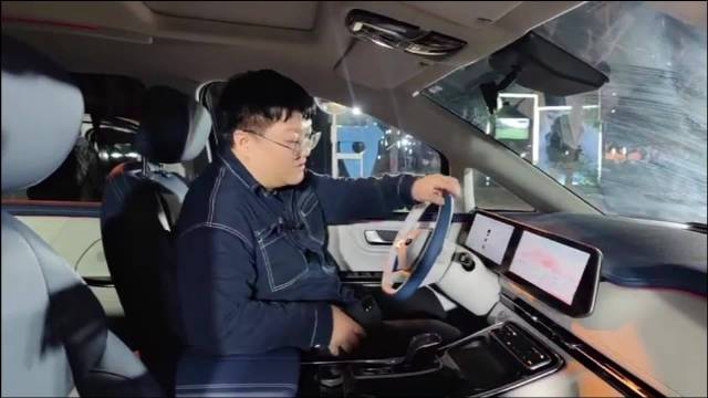 新国潮智能电混MPV瑞风RF8上市发布会直播回放