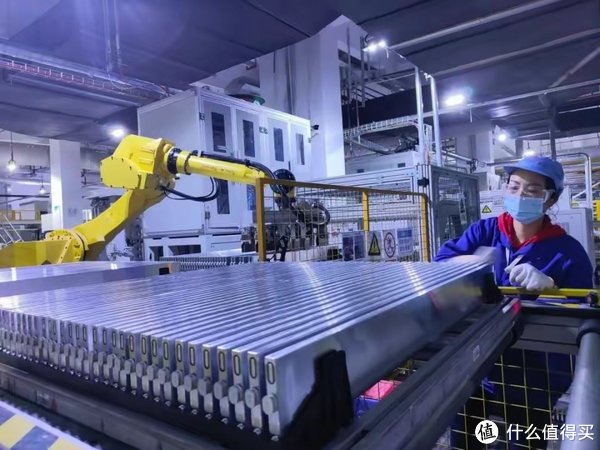 1月销量大变天：以前是没电车不行，现在是没油车不行！