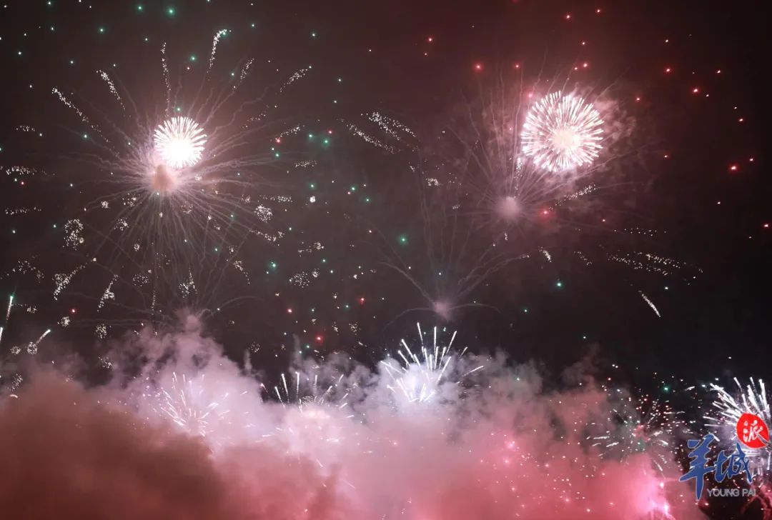 什么时候可以放烟花 e0d0-0264860e9b8f0c8c388b7d18fed7ee5b.jpg