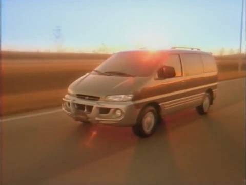 1997年现代Starex（H-1）宣传片，family wagon这说法你听过吗？
