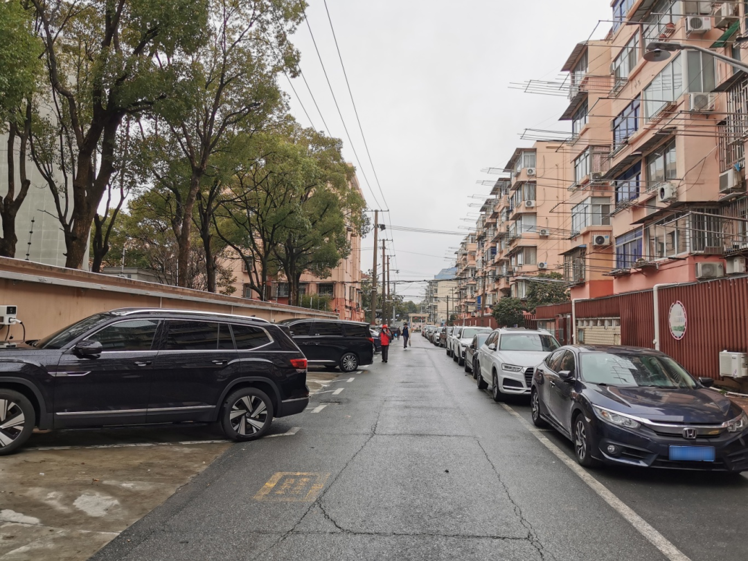 电动汽车充电难？宝山这个居民区这样破解→