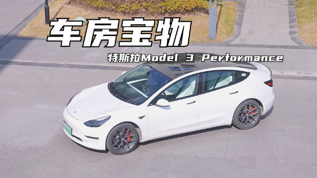 大家年夜饭都吃了啥呀，趁着春晚刚开场……